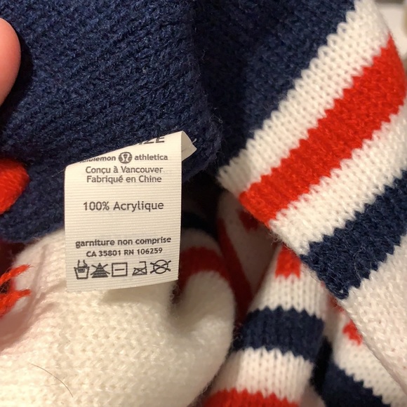 Lululemon scarf - never worn - Picture 4 of 4